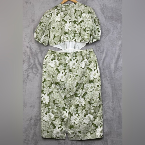 J. Crew Cutout Dress In Liberty Liner Floral Fabric Canteen Green. Size 14. - Picture 2 of 9